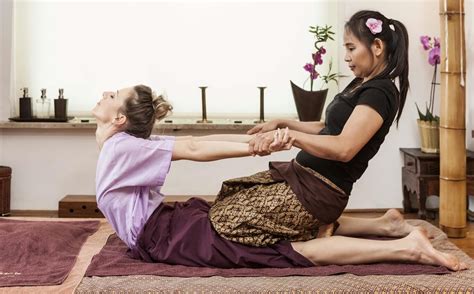 Massage sensuel complet du corps Trouver une prostituée Muri